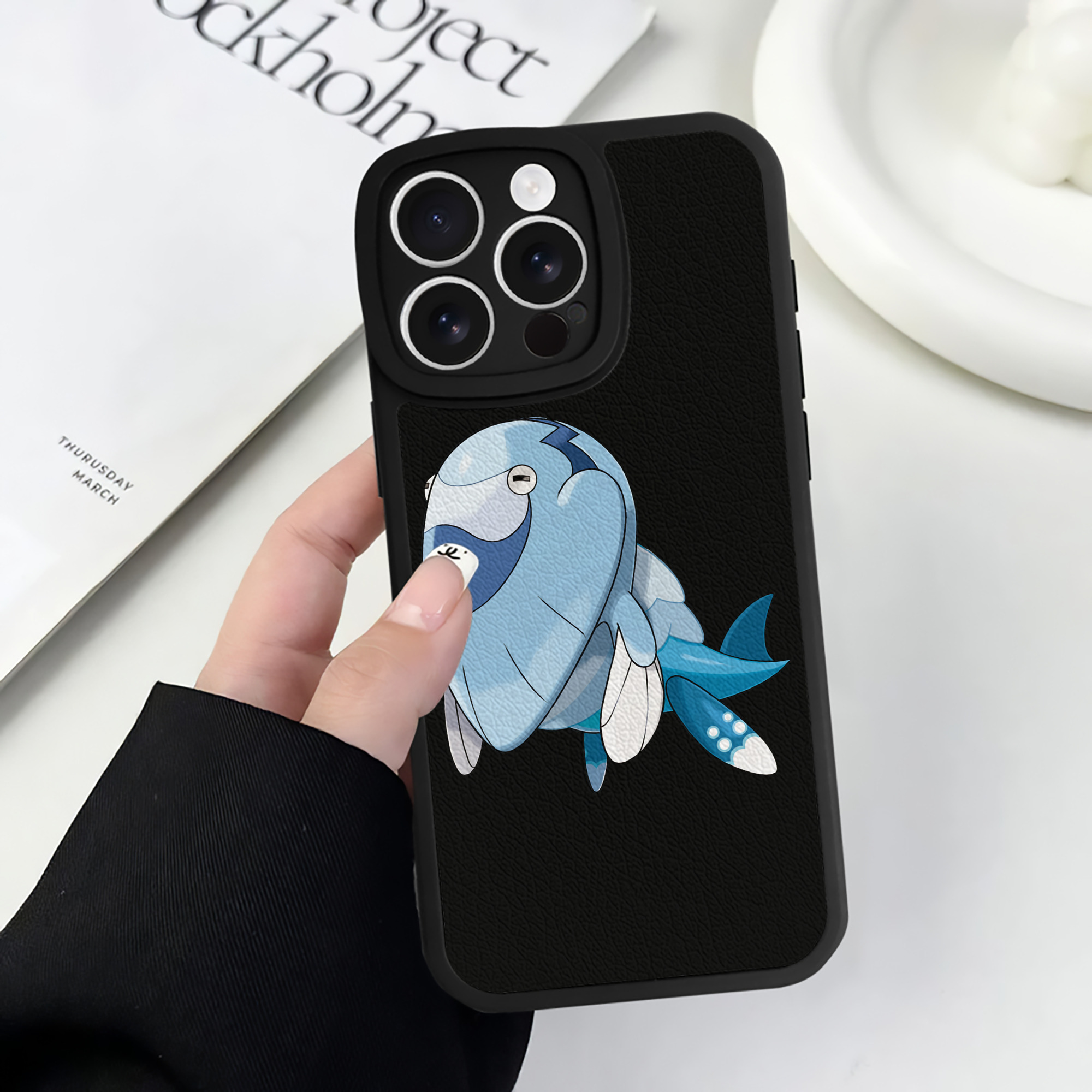 （画像用） ポケットモンスター Pokémon 【iPhone 16シリーズ対応】シリコンスマホケース（レザー調） 材質：シリコン